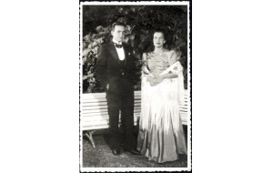 1943 - De gala en el casino de Corua